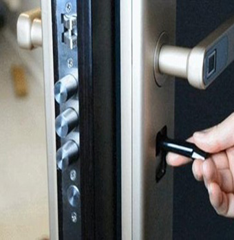 新罗开锁 新罗开锁公司开修指纹锁